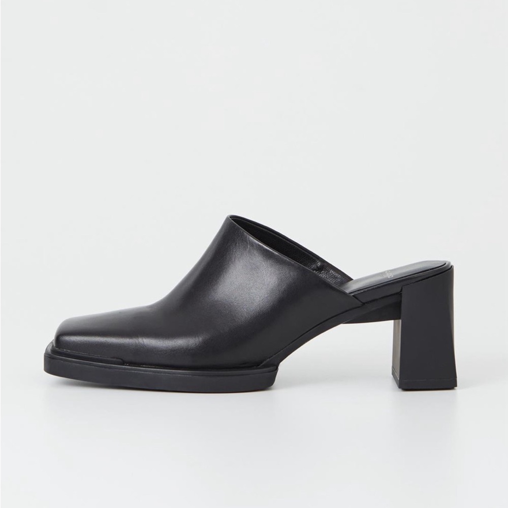 Black Vagabond Edwina Mules